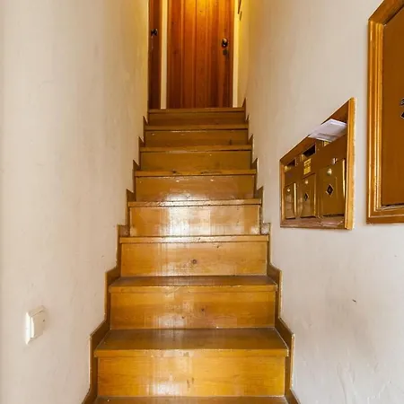 Guestready - Bright Flat In Alfama Lisbona