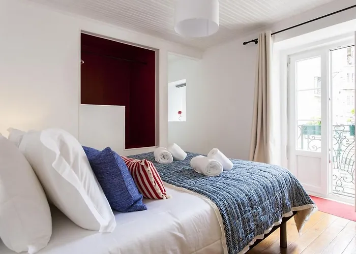 Daire Guestready - Bright Flat In Alfama *