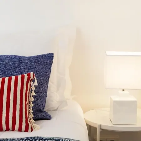 Guestready - Bright Flat In Alfama Apartman Lisboa