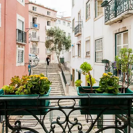 Joivy Charming Near Fado Museum * Lisbon
