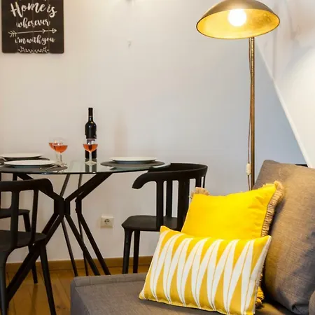 Joivy Charming Near Fado Museum Apartment *
