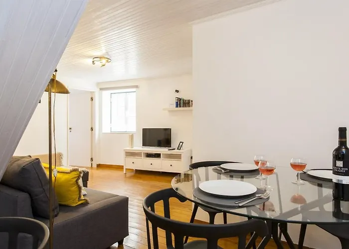 Guestready - Bright Flat In Alfama *